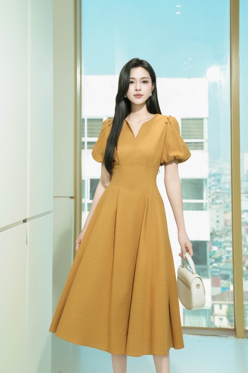 Sixdo Linen Flared Dress