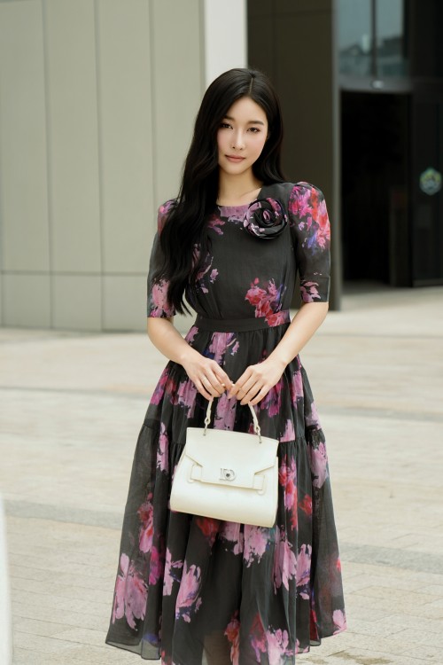 Sixdo Black & Pink Organza Flared Dress With Flower