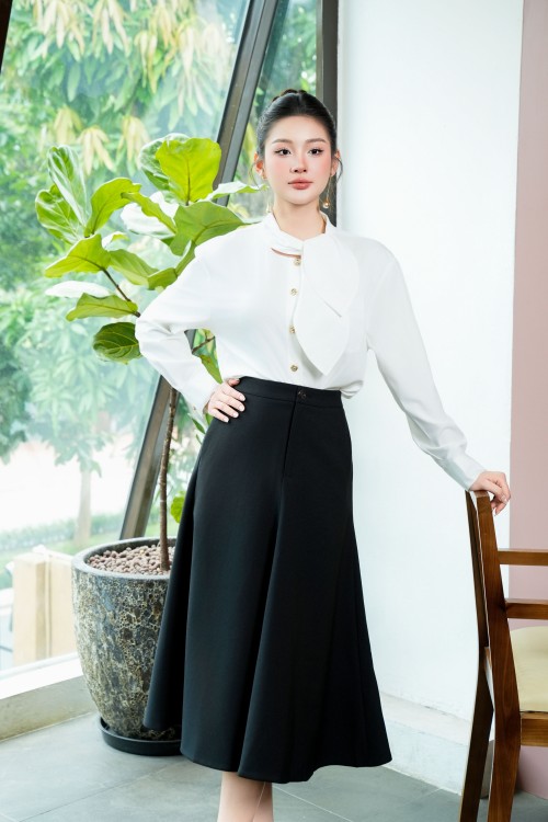 White Long Sleeves Raw Blouse