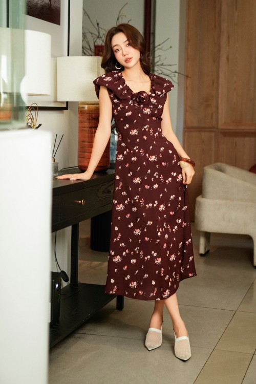 Plum Woven Flared Dress With Flower