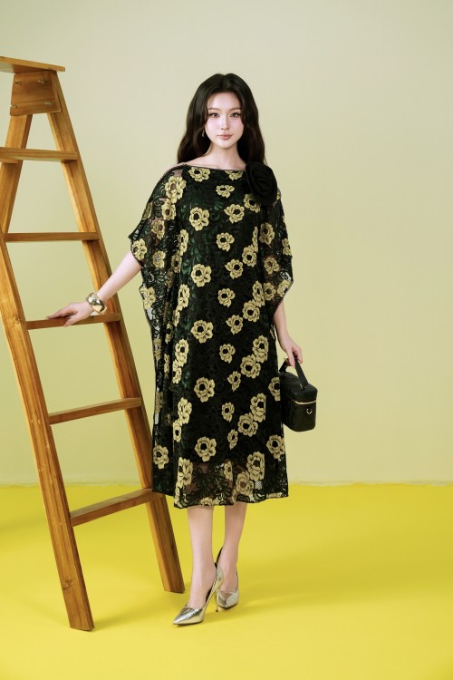 Green & Yellow Lace Loose Dress With Flower