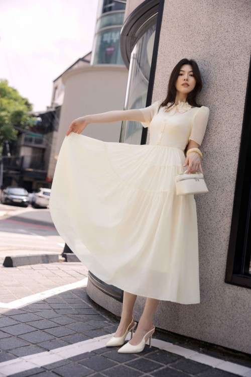 Cream 3D Flower Organza Flared Dress