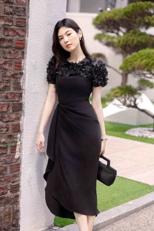 Black 3D Flower Silk Sarong Dress