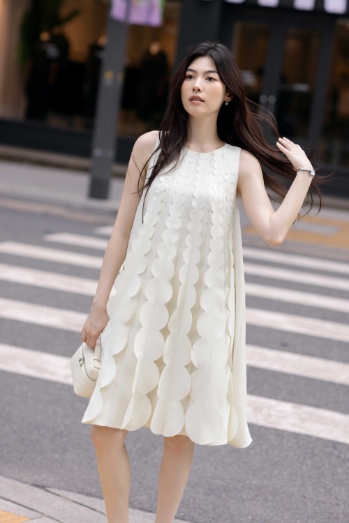 Cream Woven Loose Dress