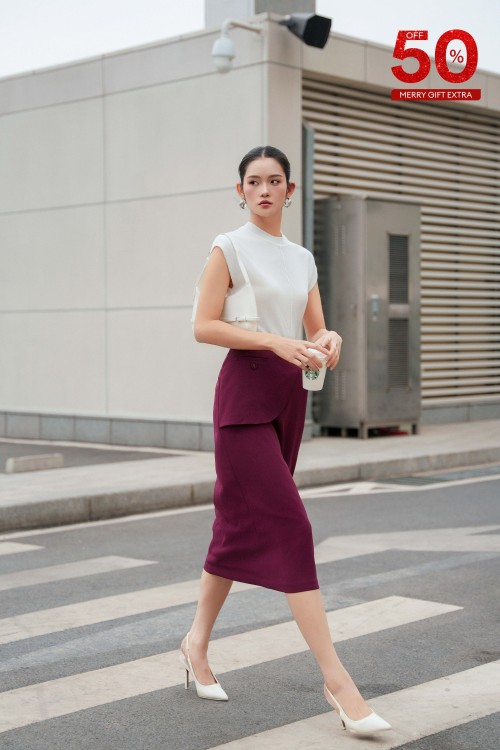 Plum Woven Loose Skirt