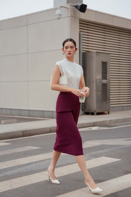 Plum Woven Loose Skirt