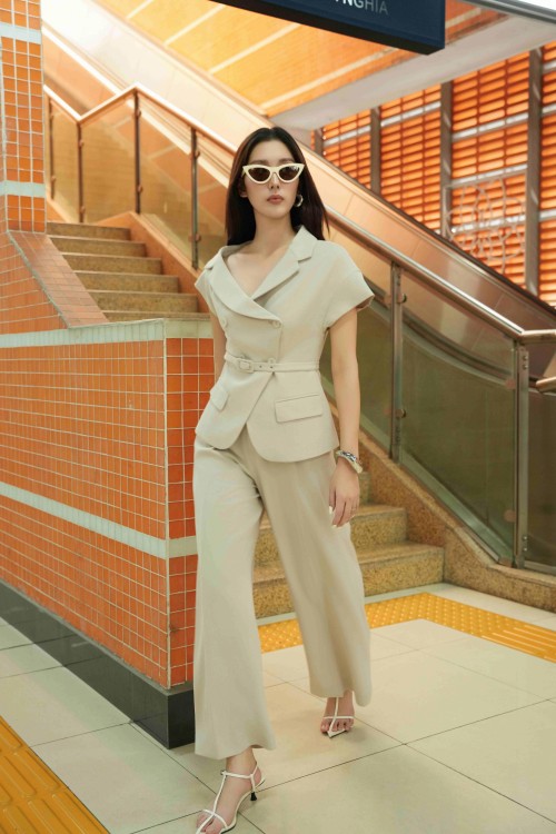 Light Beige Woven Loose Pants