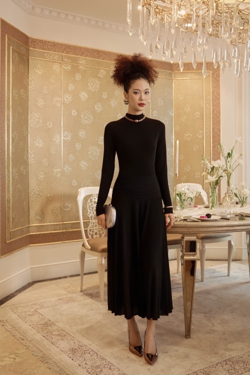 Black Knit Flared Dress