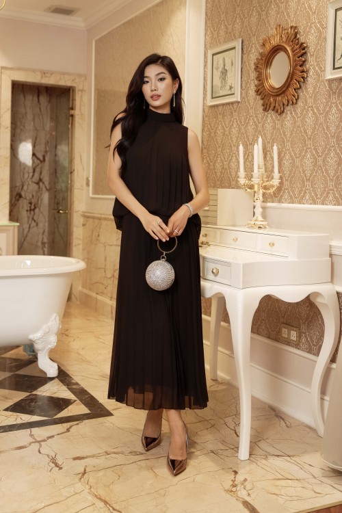 Black Chiffon Flared Dress