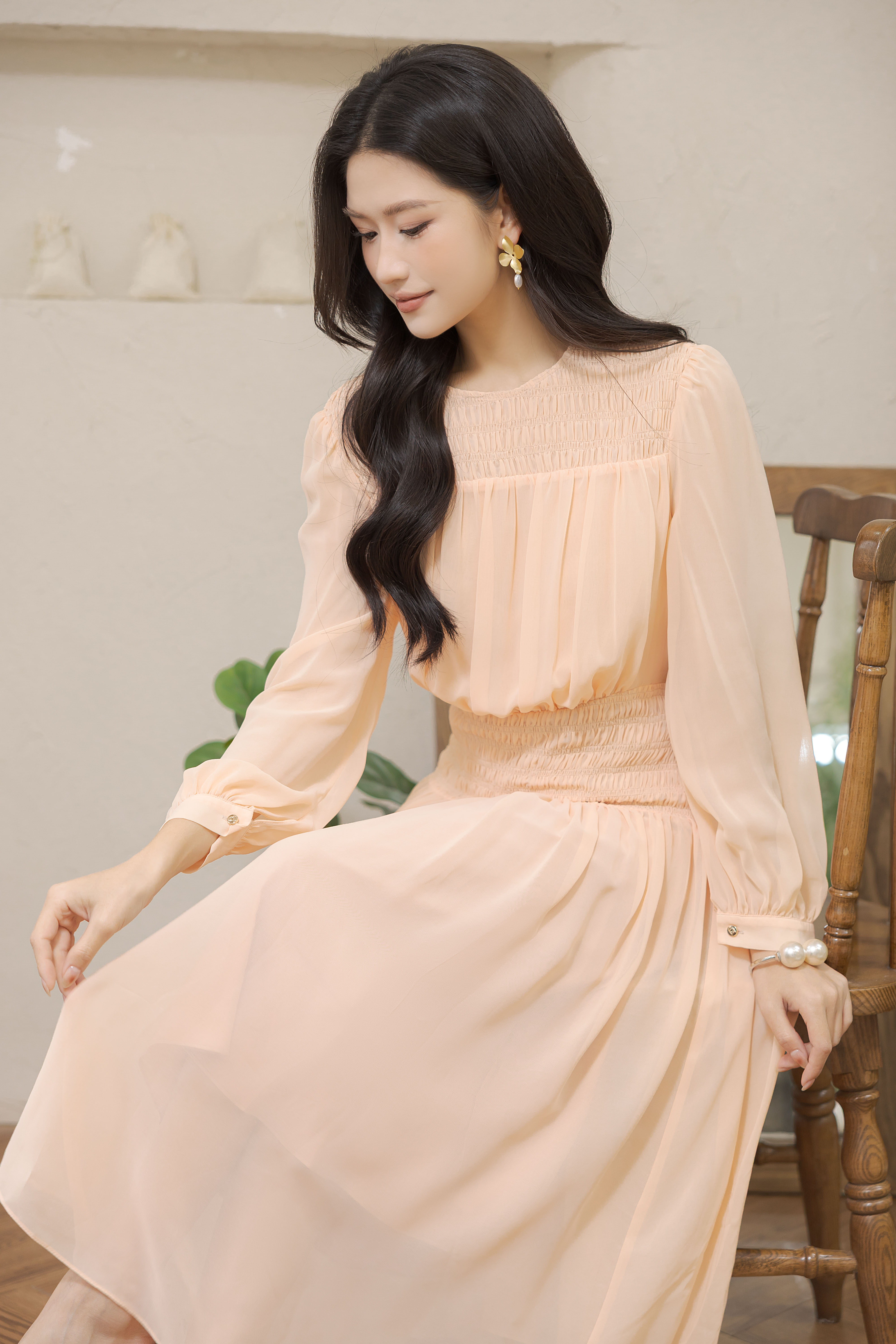 Vy m - Light Peach Long Sleeves Chiffon Midi Dress