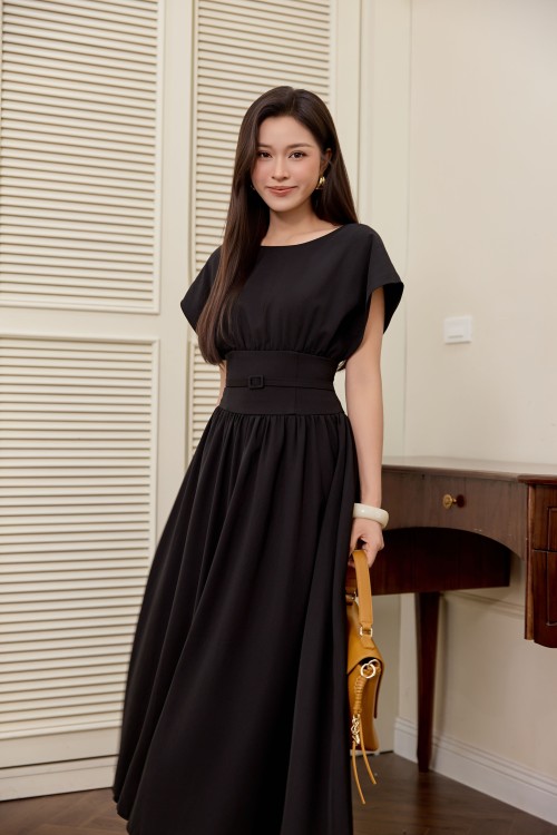 Sixdo Black Woven Flared Dress