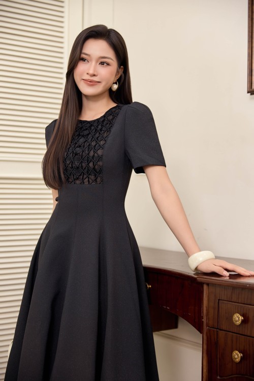 Sixdo Black Woven Flared Dress