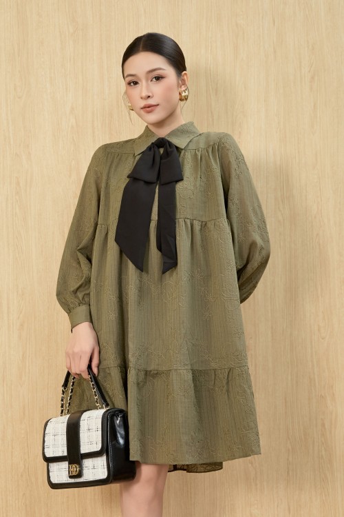 Sixdo Loose Dress With Bowtie