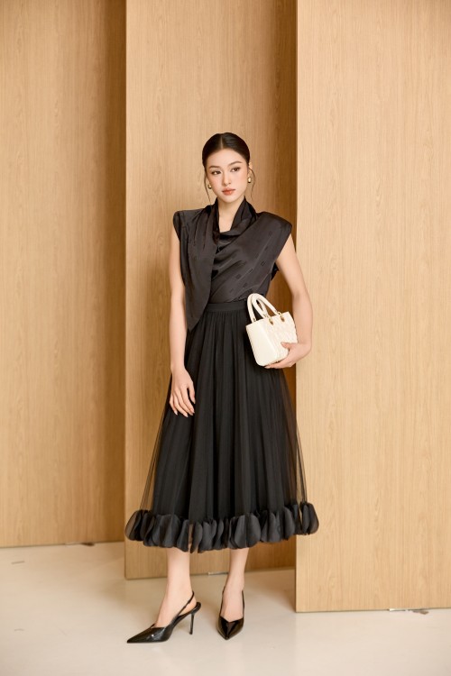 Sixdo Black SIXDO Silk Blouse