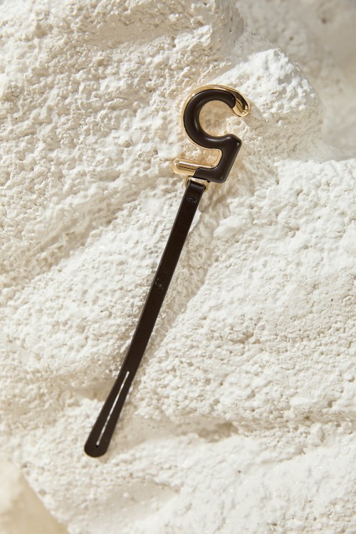 Sixdo Charm Strap With 5 Logo