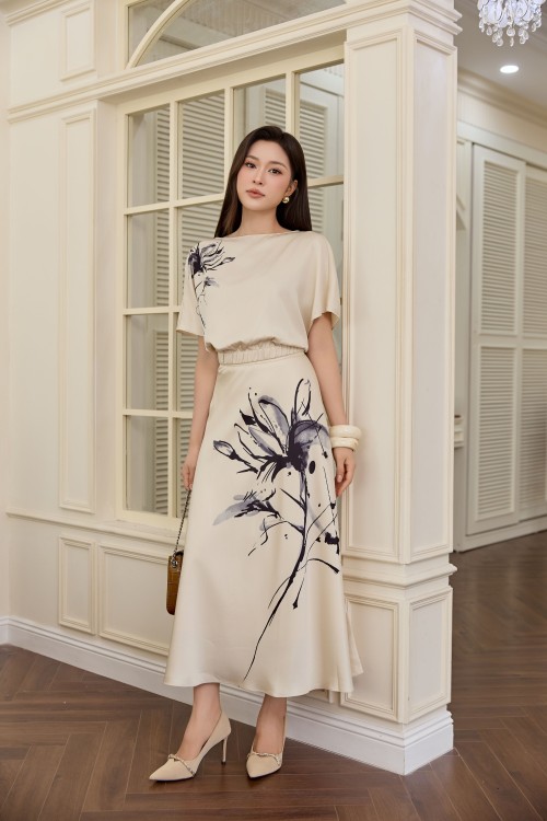 Cream Graphic Silk Flared Skirt