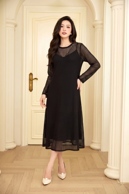 Sixdo Black Knit Flared Dress