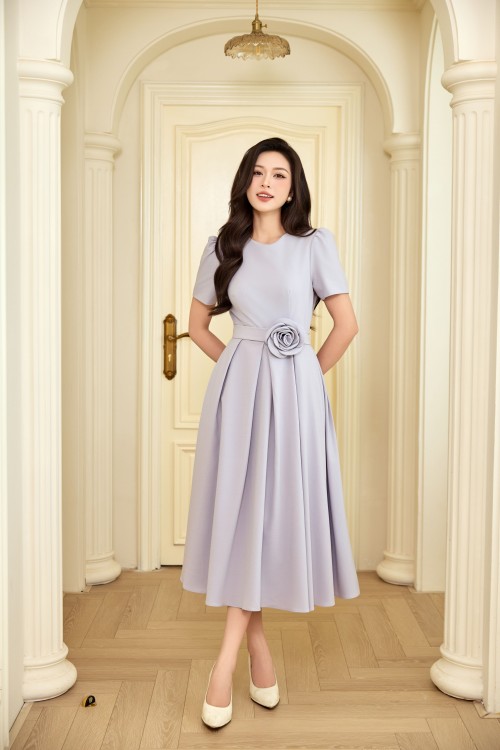 Light Purple Woven Flared Dress With Flower