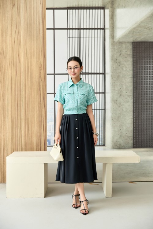 Black Woven Flared Skirt