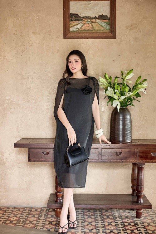 Black Organza Loose Dress With Flower