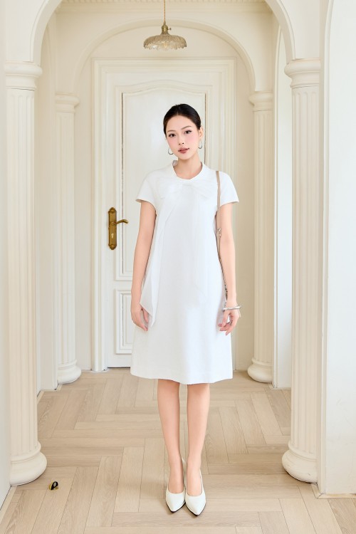 White Bowtie Brocade Loose Dress