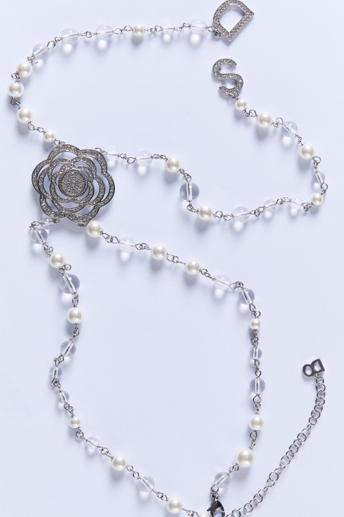 Pearl Beaded Floral Necklace