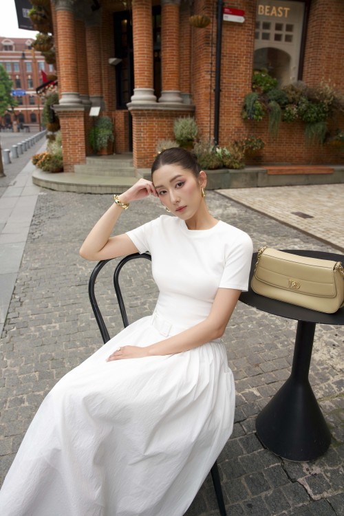Sixdo White Raw Flared Dress