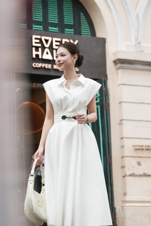 Sixdo White Raw Flared Dress