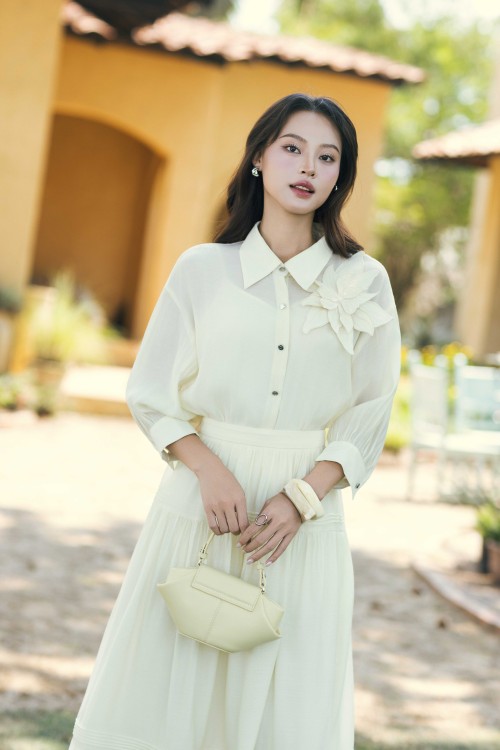 Sixdo Cream Organza Flared Skirt