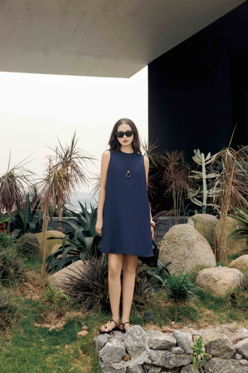 Sixdo Navy Woven Loose Dress