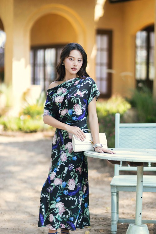 Sixdo Black Floral Silk Sarong Dress