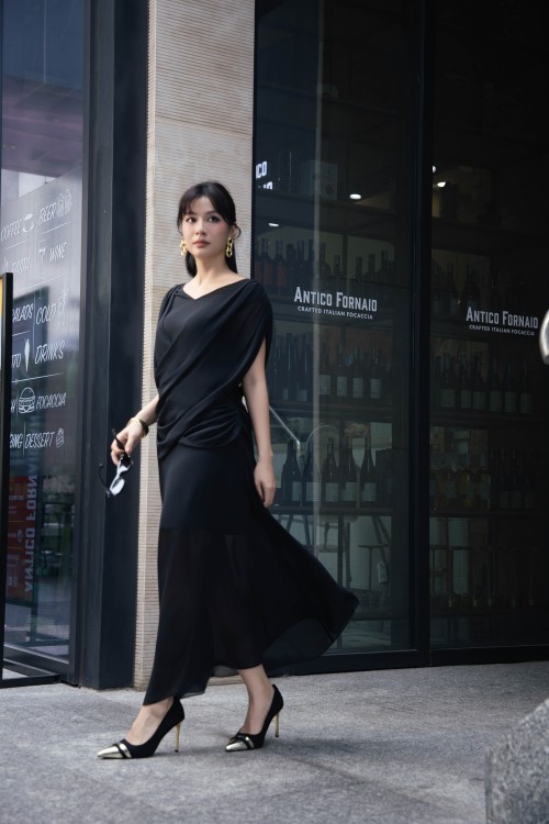 Sixdo Black Chiffon Flared Skirt