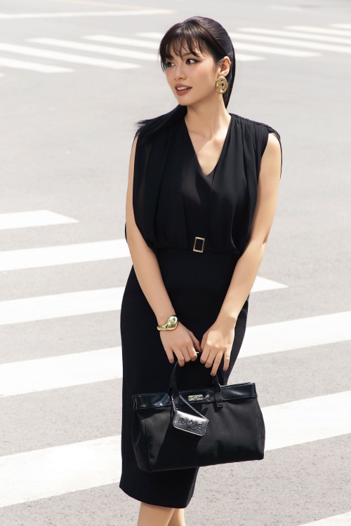 Sixdo Black Woven Pencil Dress