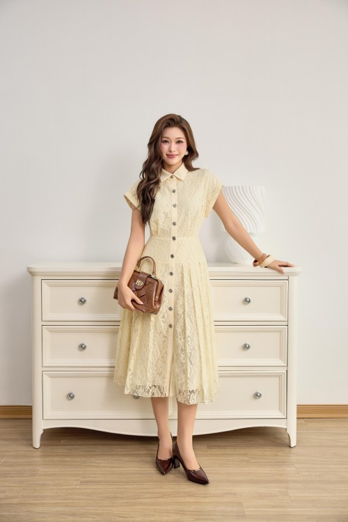Sixdo Cream Lace Flared Dress