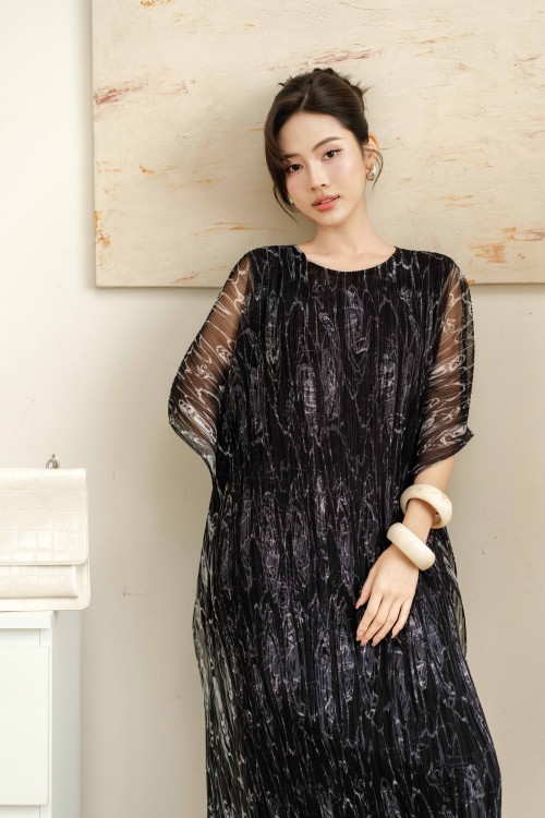 Sixdo White &amp; Black Woven Loose Dress