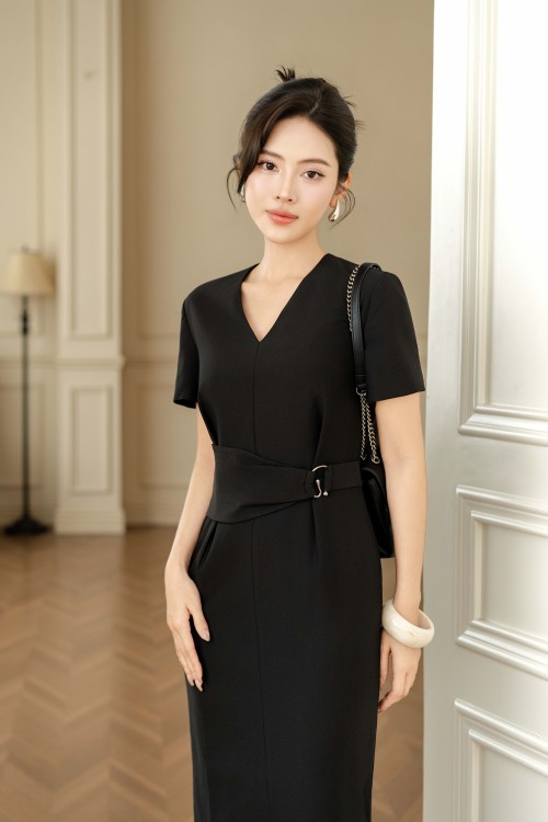 Sixdo Black Woven Pnecil Dress