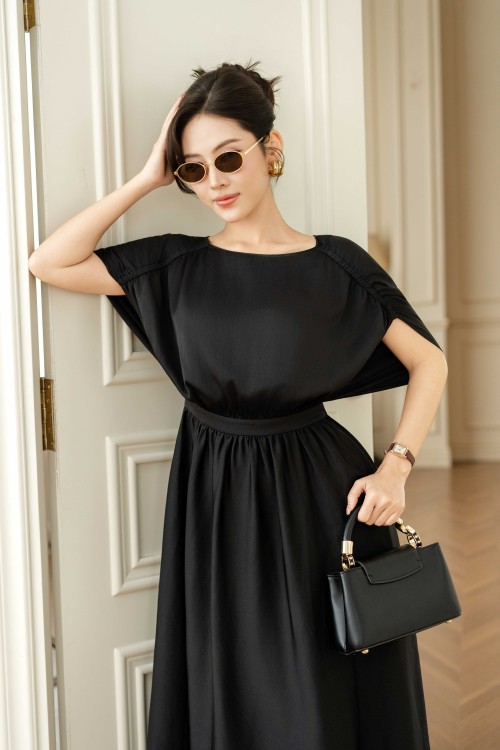 Sixdo Black Silk Flared Dress