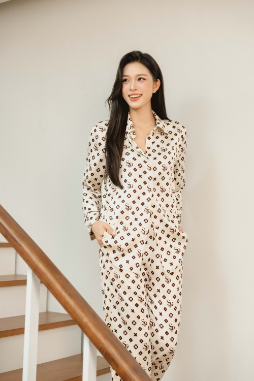Sixdo Cream Silk Loose Pants &amp; Top