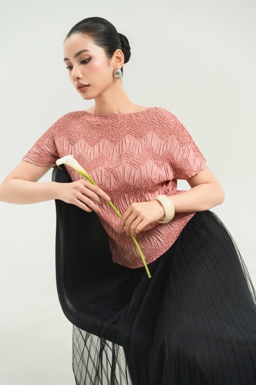 Sixdo Pink Pleated Woven Blouse