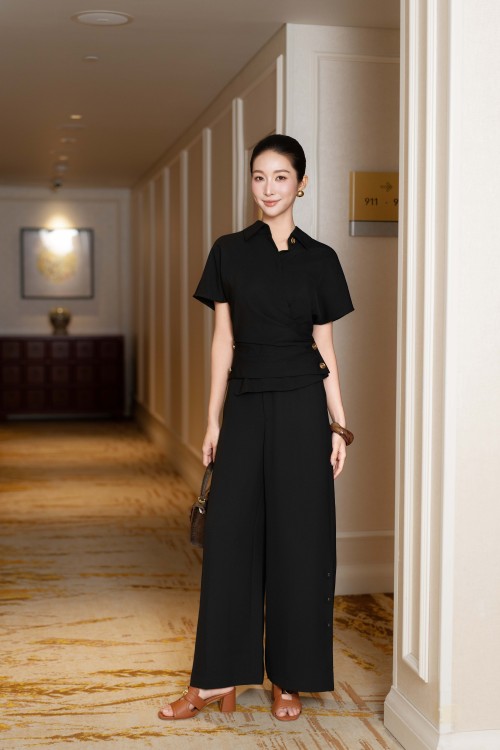 Sixdo Black Woven Blouse