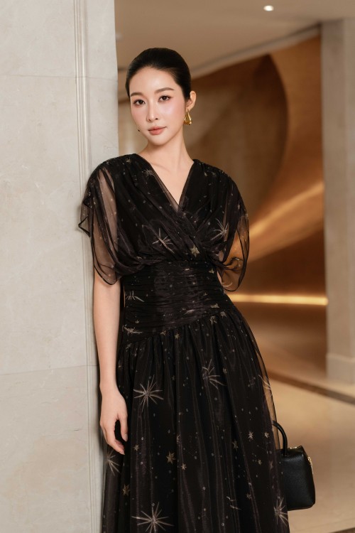 Sixdo Black Voile Flared Dress