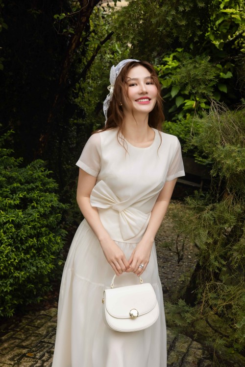 Sixdo Cream Bowtie Organza Flared Dress