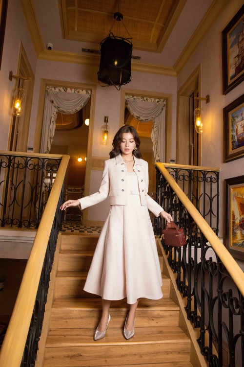 Sixdo Pearly White Tweed Flared Dress