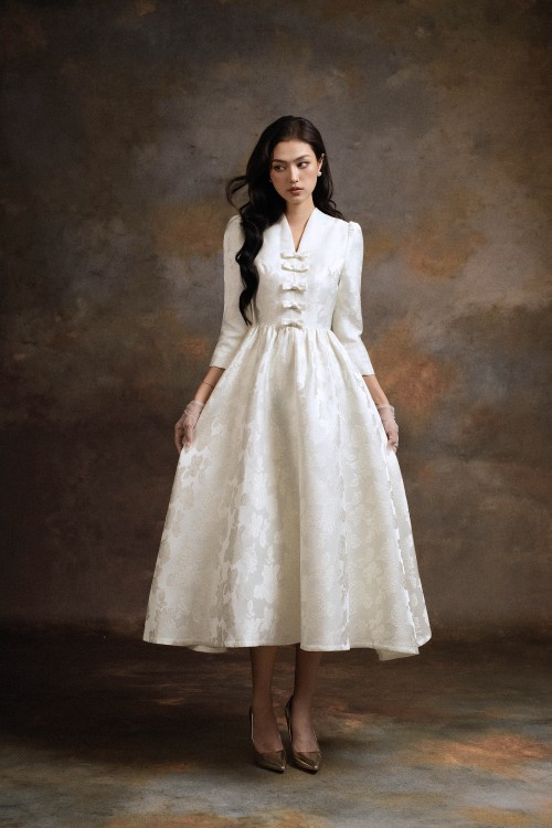 Sixdo Off White Brocade Flared Dress