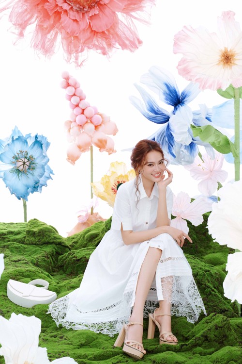 Sixdo White Raw Flared Dress