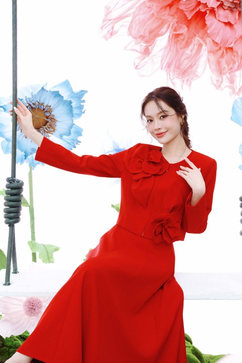 Sixdo Red Woven Flared Skirt