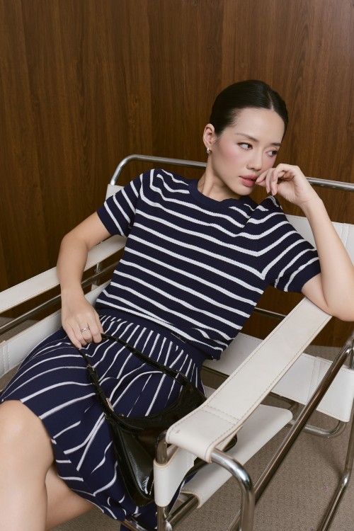 Sixdo Navy Knit Mini Skirt &amp; Blouse