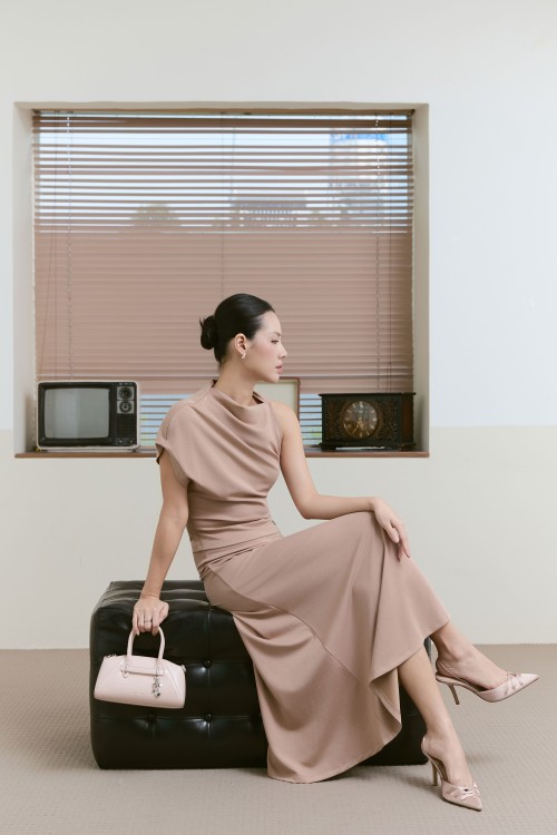 Sixdo Light Brown Knit Blouse &amp; Skirt