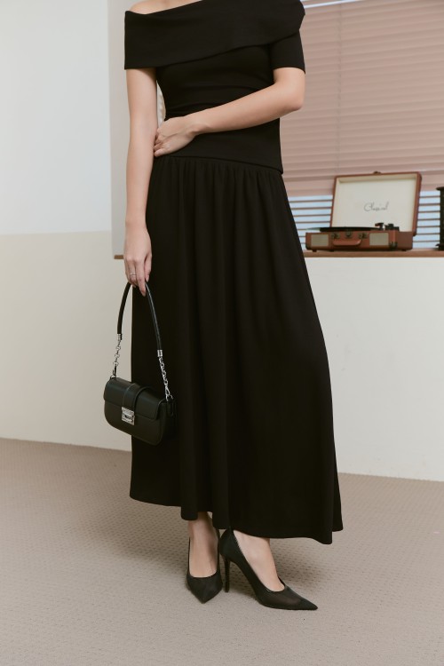 Sixdo Black Knit Blouse &amp; Skirt