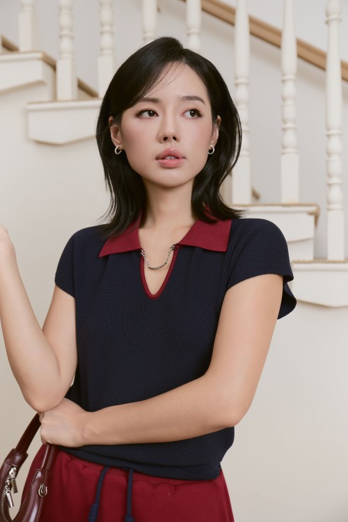 Sixdo Burgundy Knit Mini Skirt &amp; Blouse